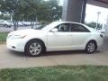 Super White - Camry LE Photo No. 18