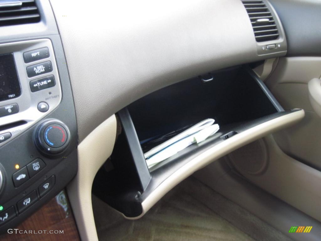 2006 Accord EX Sedan - Desert Mist Metallic / Ivory photo #22