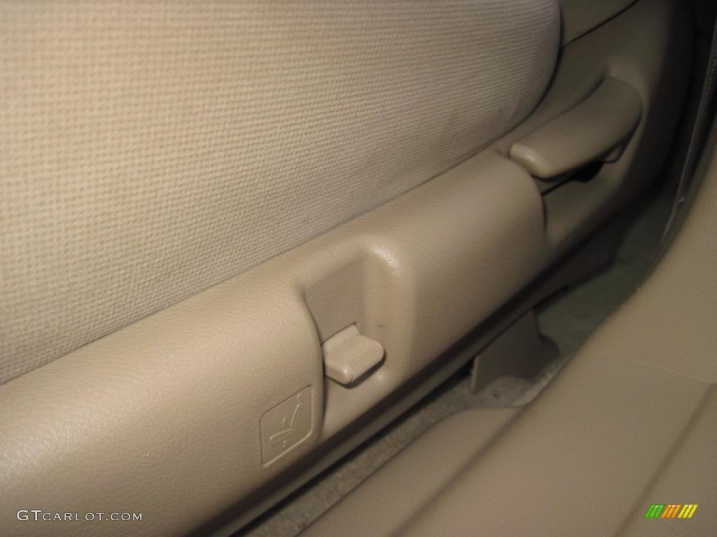 2006 Accord EX Sedan - Desert Mist Metallic / Ivory photo #24