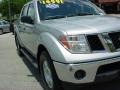 2006 Radiant Silver Nissan Frontier SE Crew Cab  photo #2