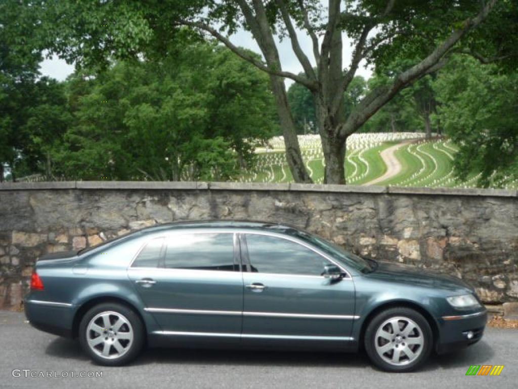 Waterworld Pearlescent 2004 Volkswagen Phaeton V8 4Motion Sedan Exterior Photo #30557112