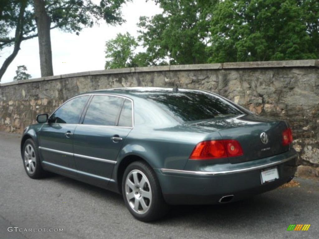 Waterworld Pearlescent 2004 Volkswagen Phaeton V8 4Motion Sedan Exterior Photo #30557160