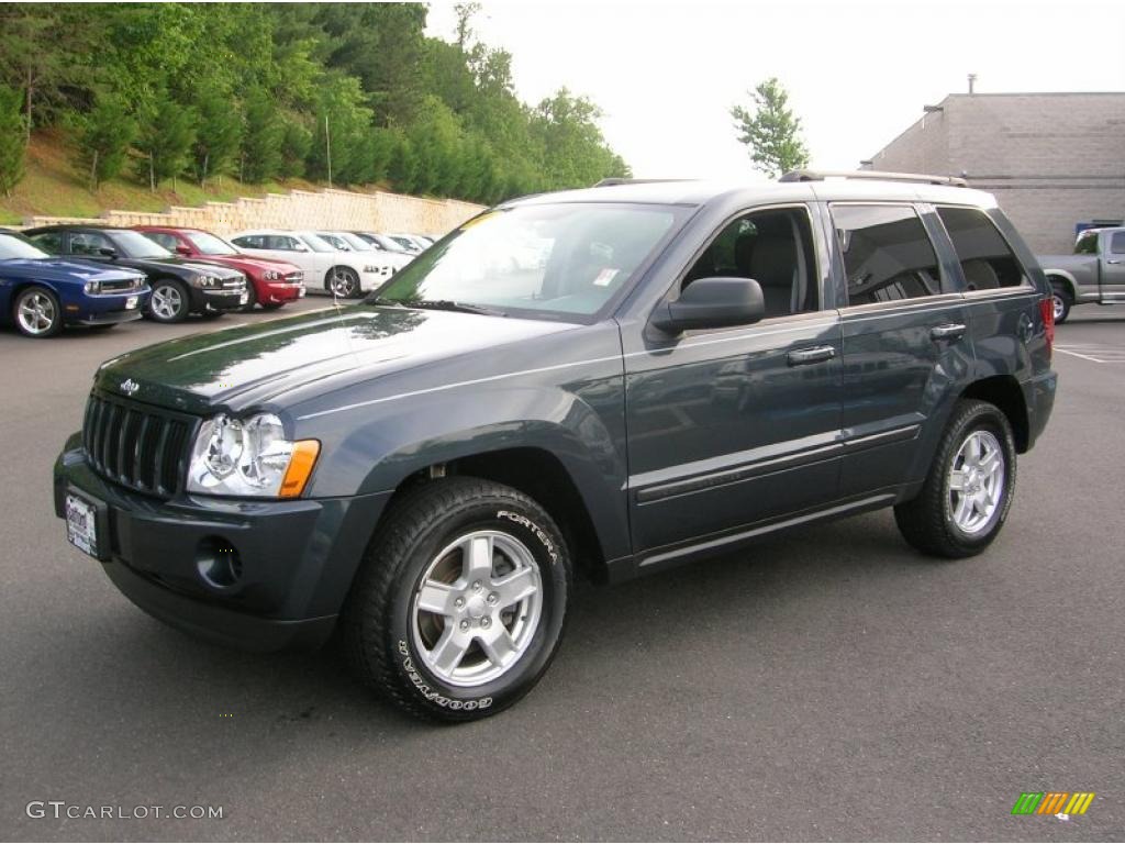 2007 Grand Cherokee Laredo 4x4 - Steel Blue Metallic / Medium Slate Gray photo #1