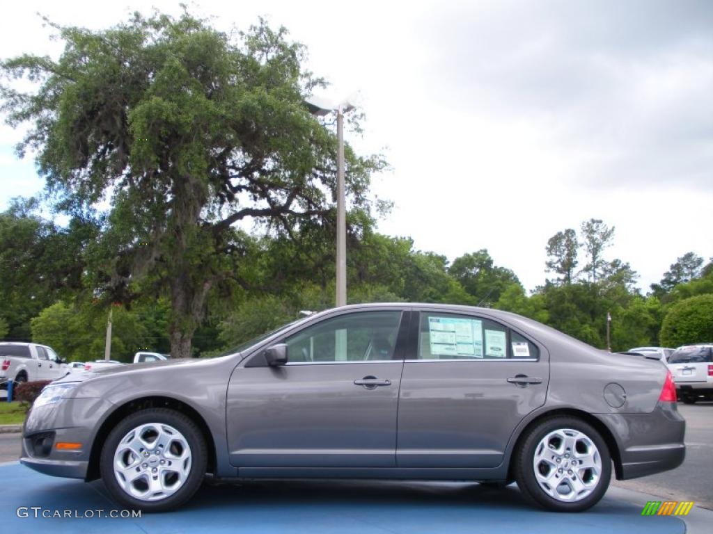 2010 Fusion SE - Sterling Grey Metallic / Medium Light Stone photo #2