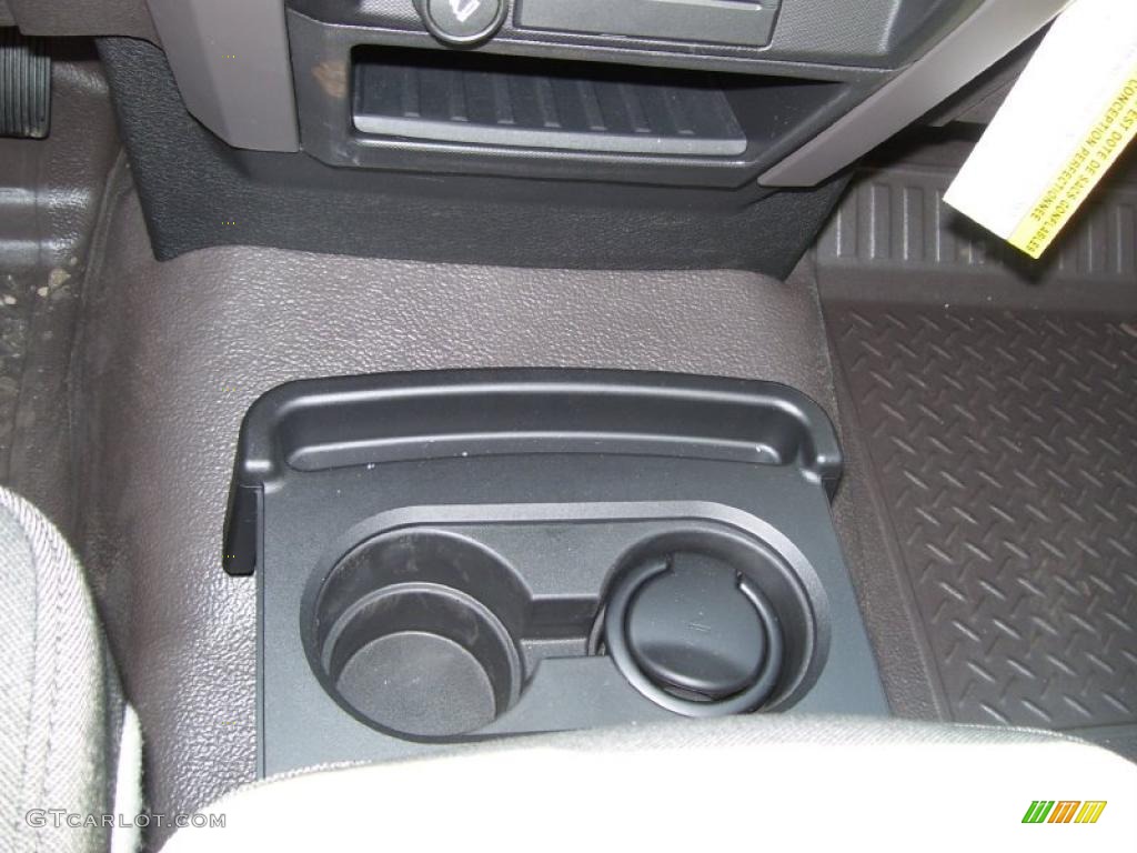 2010 F150 XL Regular Cab - Oxford White / Medium Stone photo #19