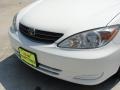 Super White - Camry LE Photo No. 11