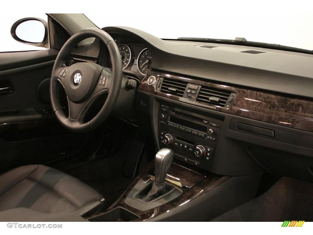 2007 3 Series 328xi Coupe - Alpine White / Black photo #17