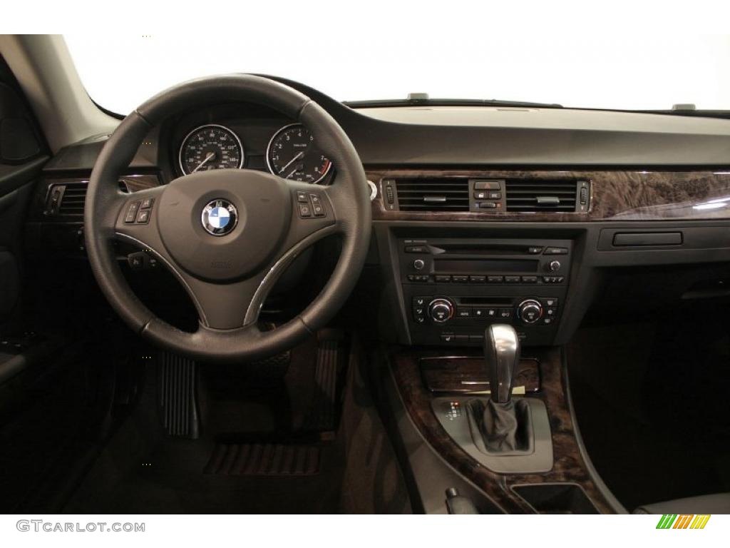 2007 3 Series 328xi Coupe - Alpine White / Black photo #21