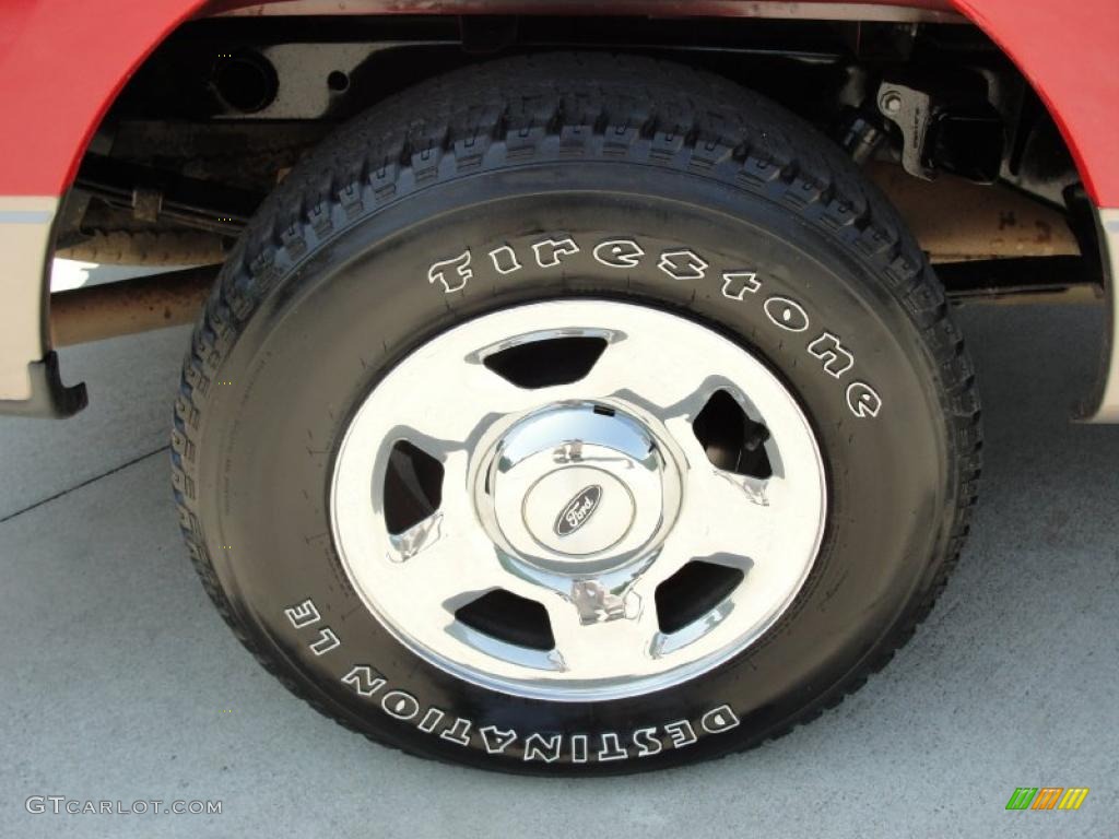 2005 F150 XLT SuperCrew - Bright Red / Tan photo #15
