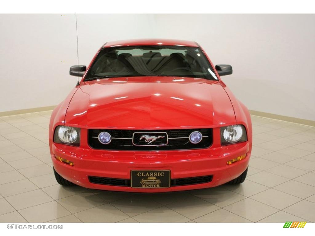 2008 Mustang V6 Deluxe Coupe - Torch Red / Dark Charcoal photo #2