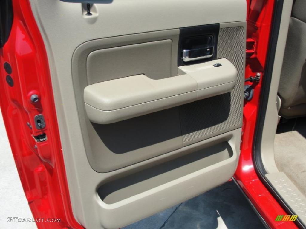2005 F150 XLT SuperCrew - Bright Red / Tan photo #30