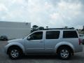 Silver Lightning Metallic - Pathfinder SE Photo No. 2