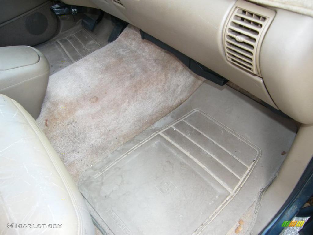 1995 Suburban C1500 - Medium Dark Teal Metallic / Tan photo #28