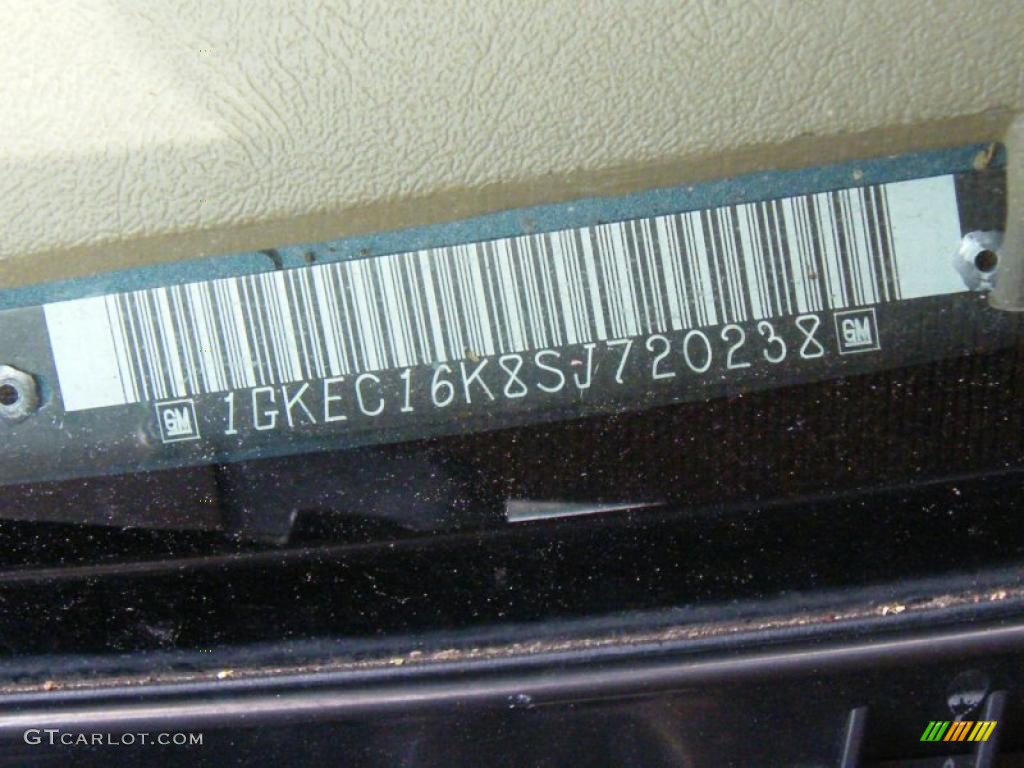 1995 Suburban C1500 - Medium Dark Teal Metallic / Tan photo #30