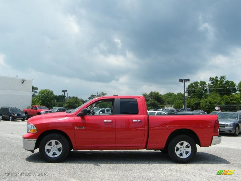2010 Ram 1500 SLT Quad Cab - Inferno Red Crystal Pearl / Dark Slate/Medium Graystone photo #2