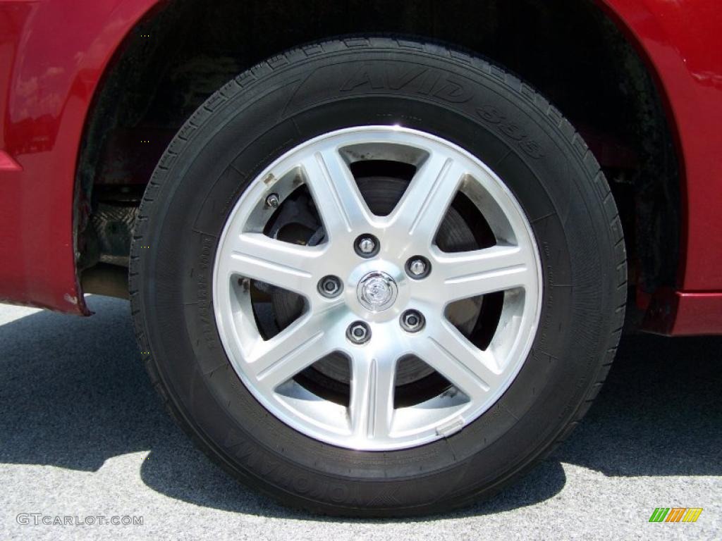 2008 Town & Country Touring - Inferno Red Crystal Pearlcoat / Medium Slate Gray/Light Shale photo #5