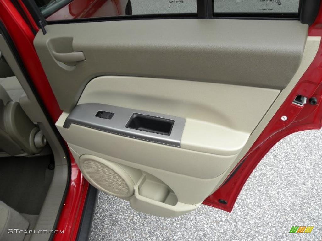 2007 Compass Sport - Inferno Red Crystal Pearlcoat / Pastel Pebble Beige photo #10