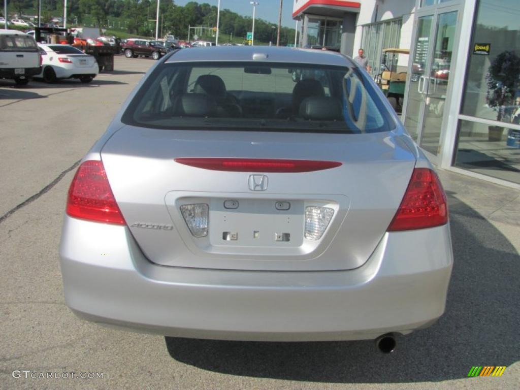 2006 Accord EX-L Sedan - Alabaster Silver Metallic / Black photo #5