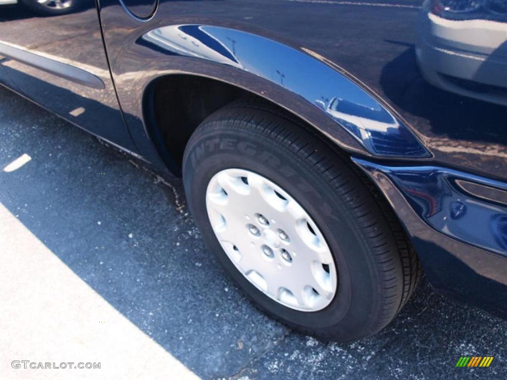 2003 Voyager LX - Midnight Blue Pearl / Sandstone photo #4