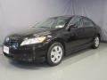 Black - Camry LE Photo No. 1