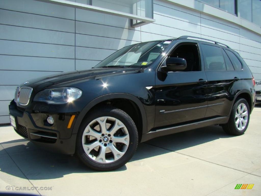 Black Sapphire Metallic BMW X5