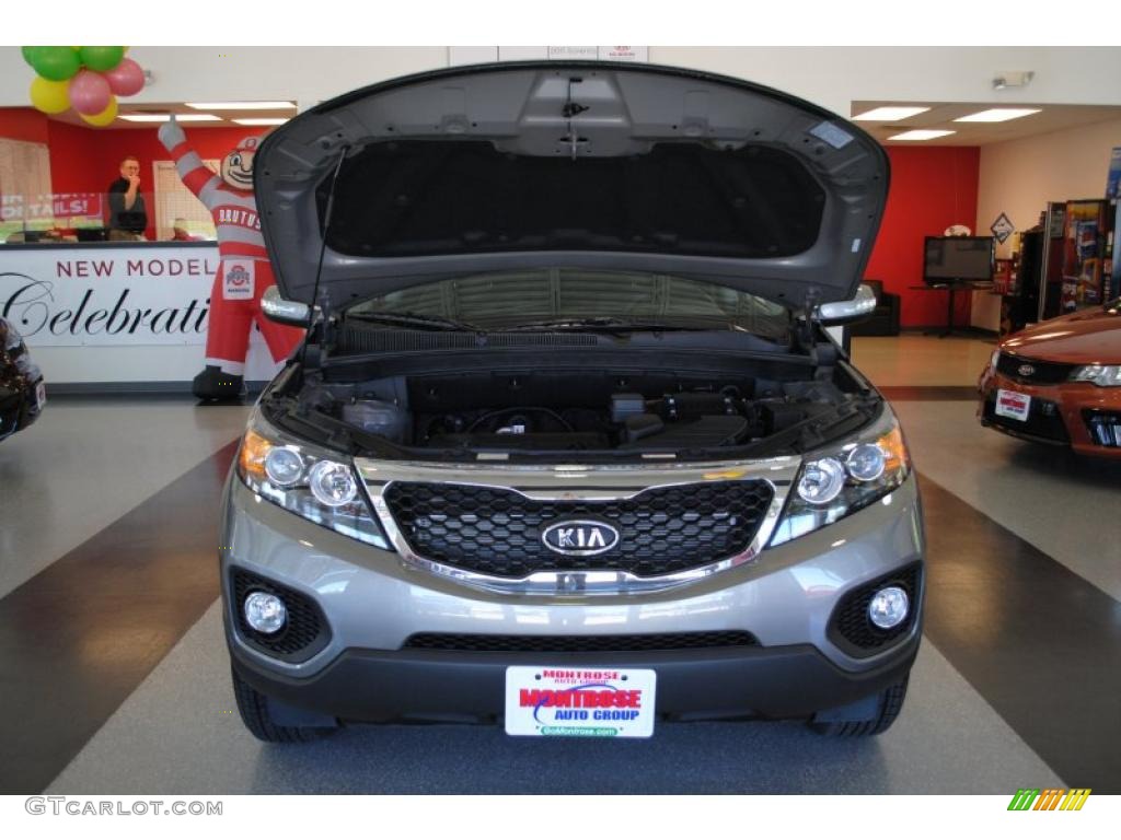 2011 Sorento LX - Titanium Silver / Black photo #22