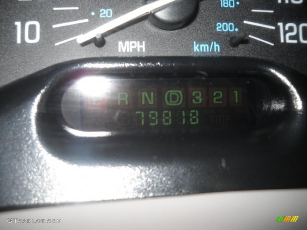 2003 Century Custom - Midnight Blue Metallic / Medium Gray photo #16