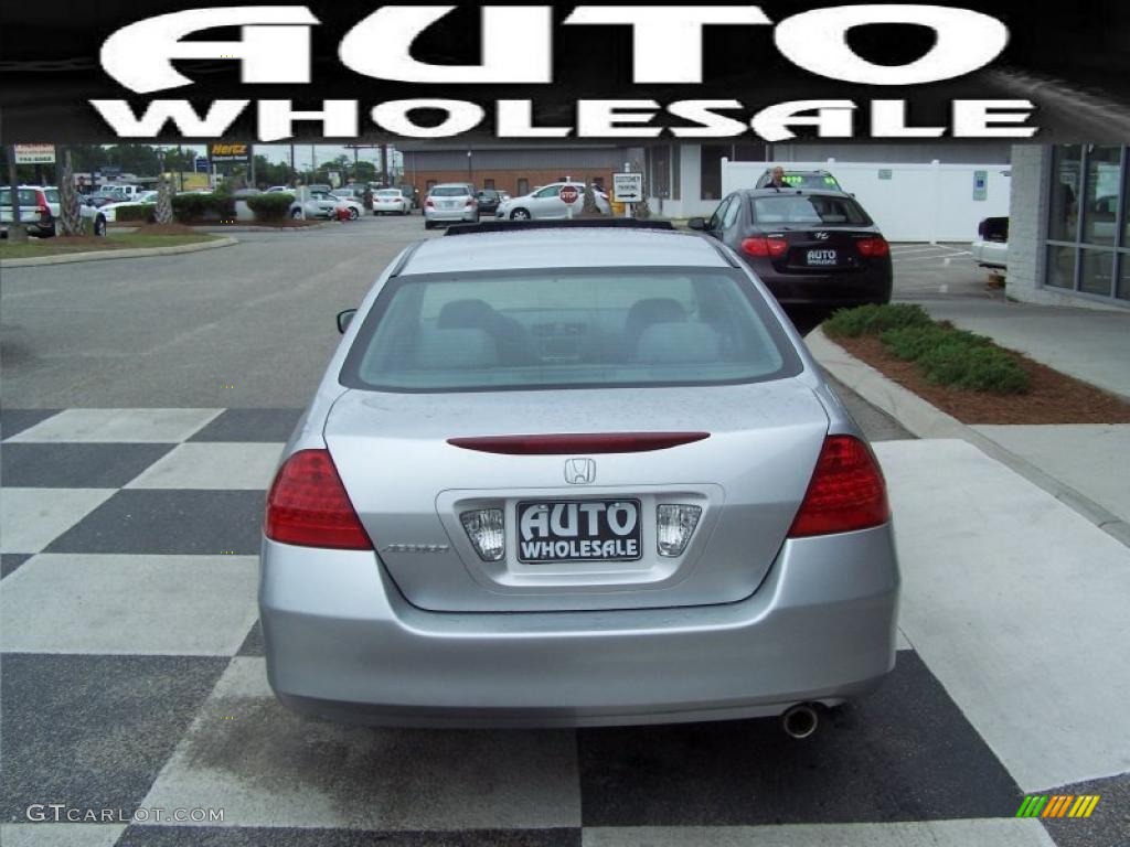 2006 Accord EX Sedan - Alabaster Silver Metallic / Gray photo #3