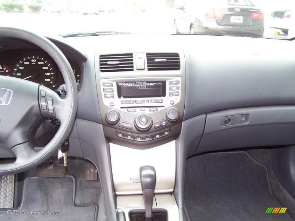 2006 Accord EX Sedan - Alabaster Silver Metallic / Gray photo #8