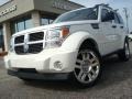Stone White - Nitro SLT 4x4 Photo No. 1