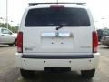 Stone White - Nitro SLT 4x4 Photo No. 4