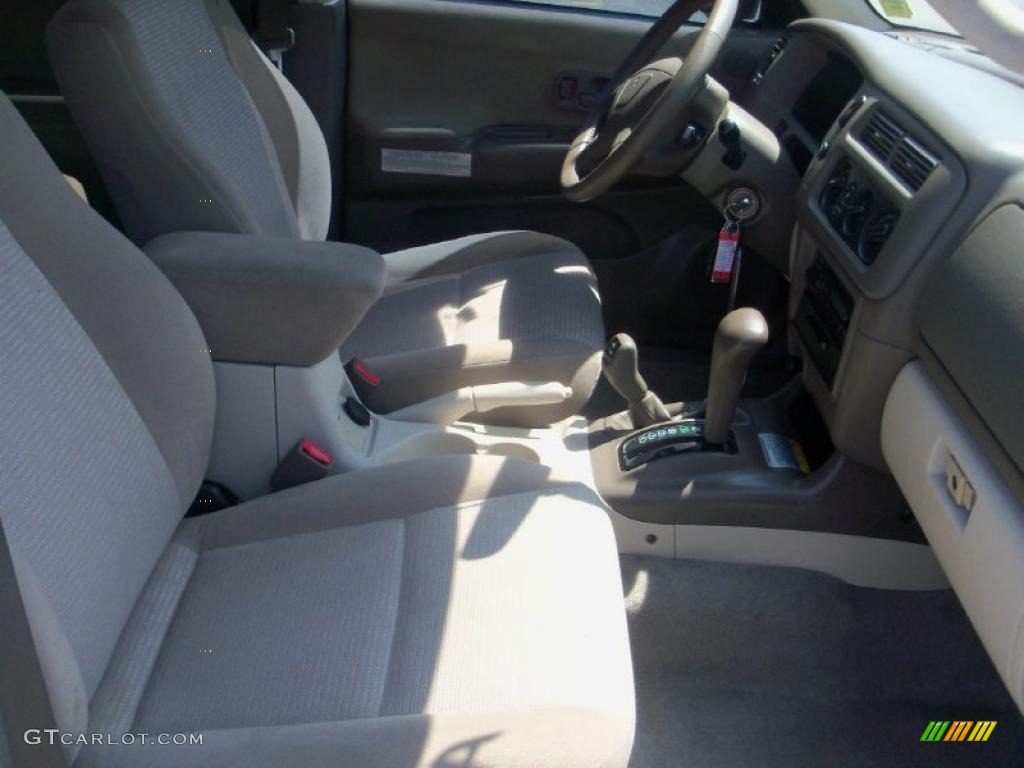 2003 Montero Sport XLS 4x4 - Summit White / Tan photo #22