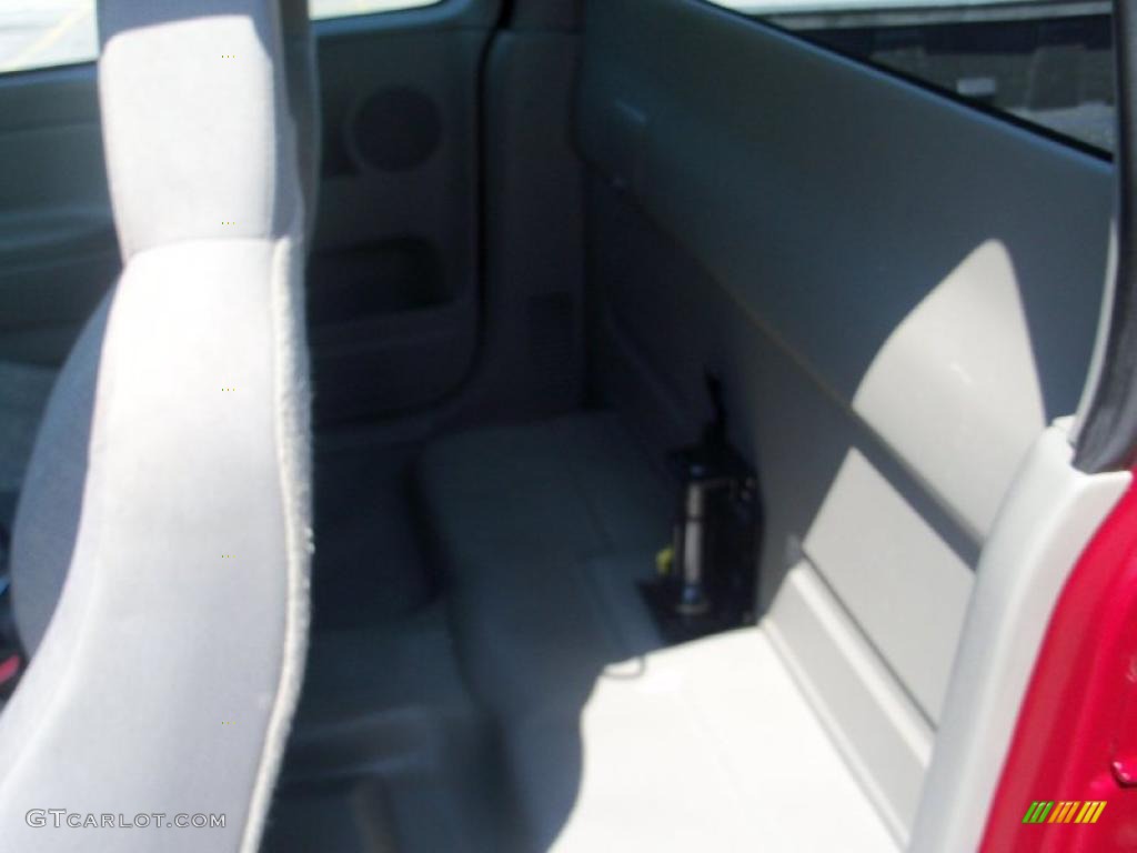 2005 Colorado Z71 Extended Cab - Victory Red / Medium Dark Pewter photo #3