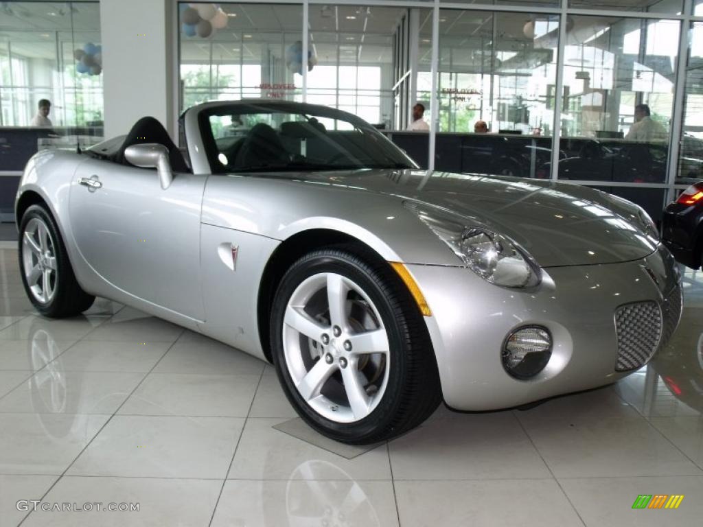 2008 Solstice Roadster - Cool Silver / Ebony photo #6