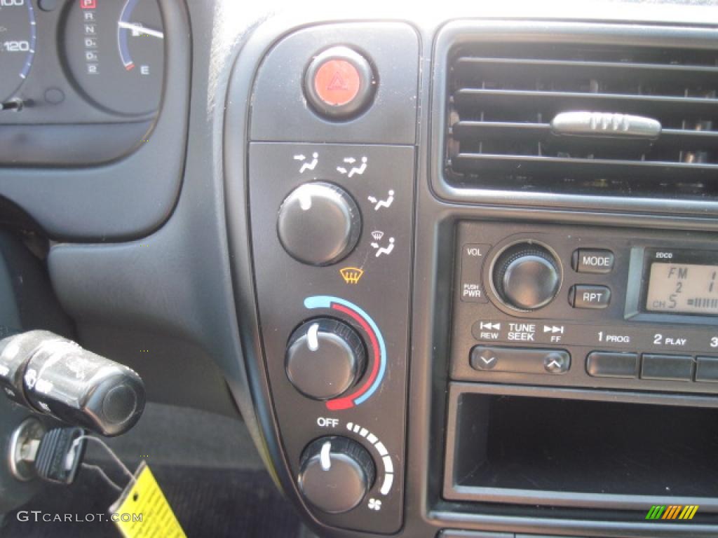 1999 Civic DX Hatchback - Vogue Silver Metallic / Dark Gray photo #18