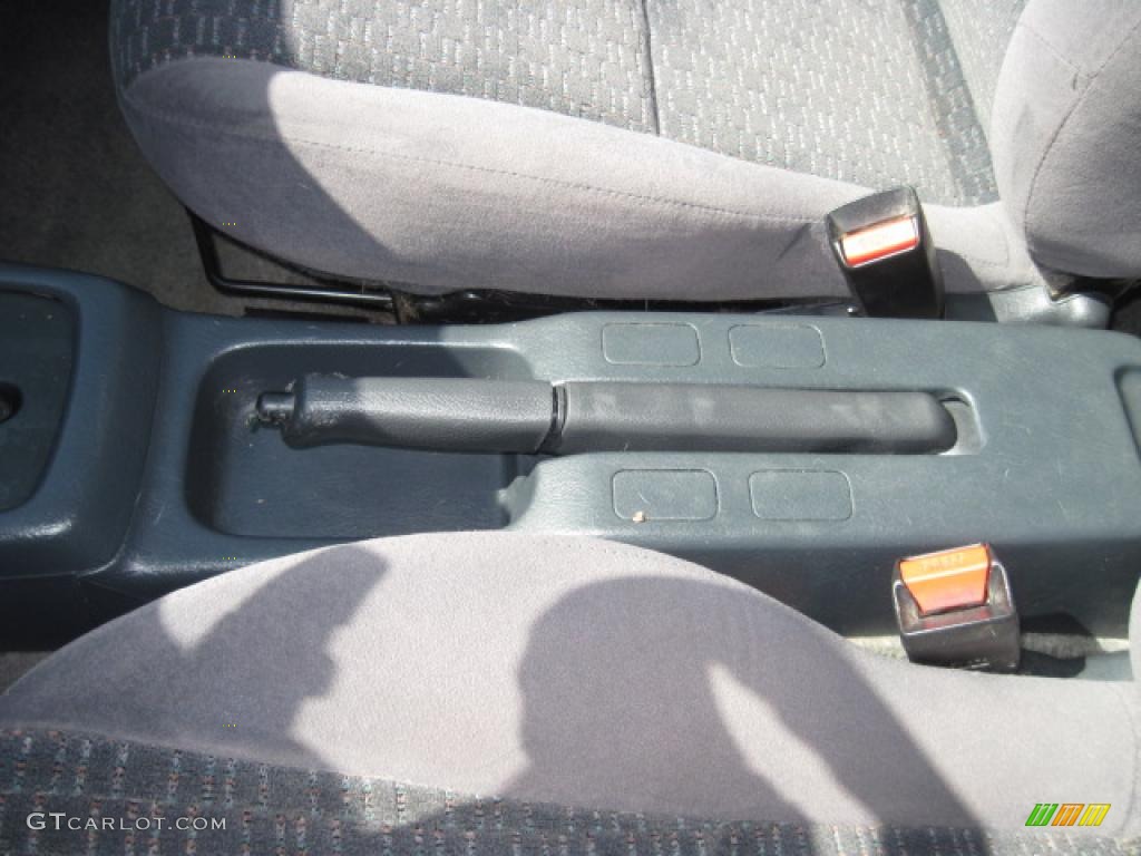 1999 Civic DX Hatchback - Vogue Silver Metallic / Dark Gray photo #24