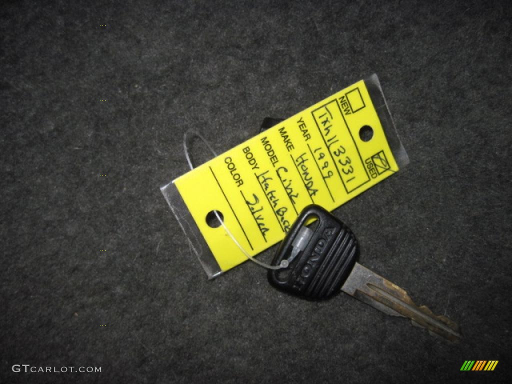 1999 Civic DX Hatchback - Vogue Silver Metallic / Dark Gray photo #33