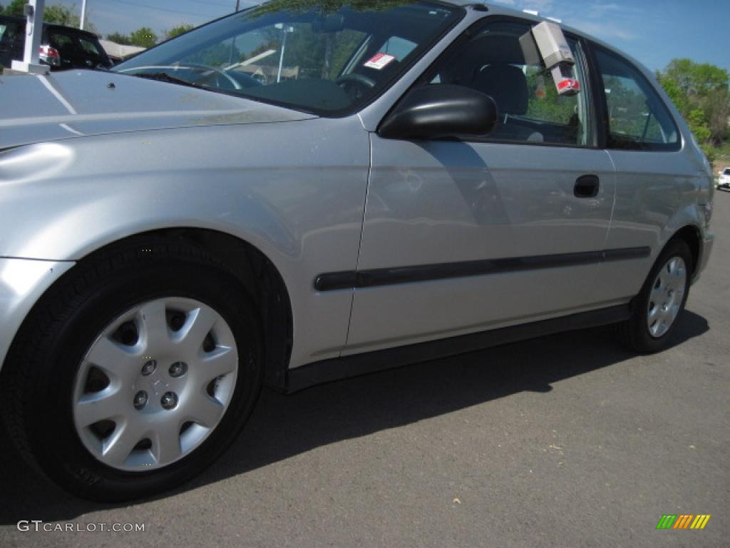 1999 Civic DX Hatchback - Vogue Silver Metallic / Dark Gray photo #34