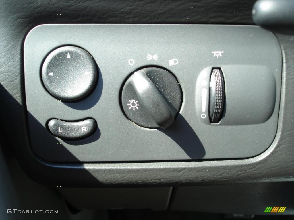 2007 Town & Country Touring - Cognac Crystal Pearl / Medium Slate Gray photo #19