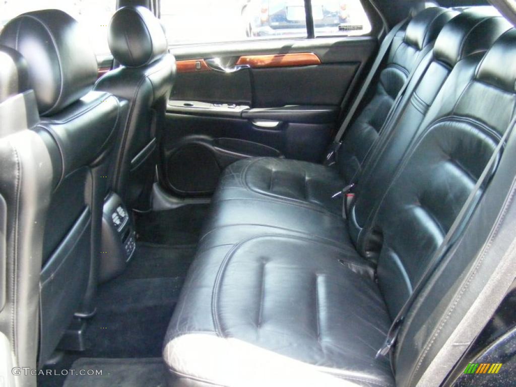 2001 DeVille Sedan - Sable Black / Black photo #11