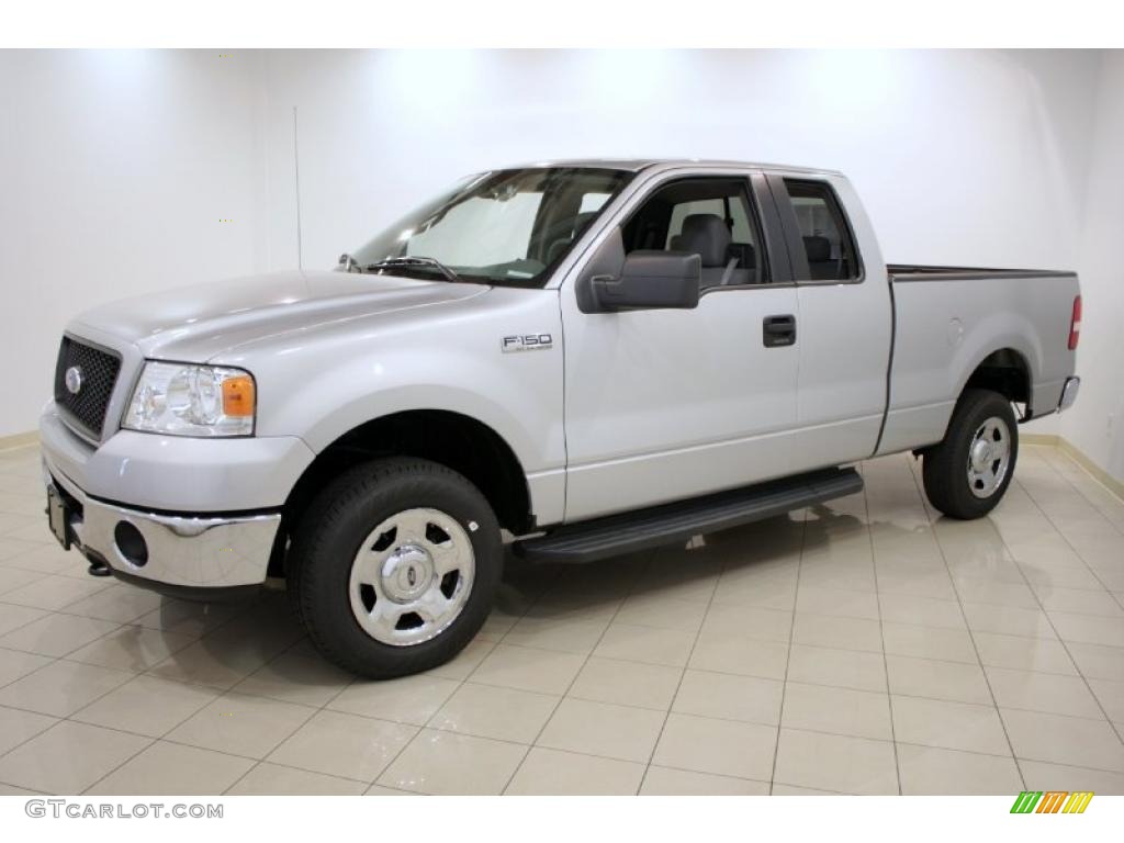 2006 F150 XLT SuperCab 4x4 - Silver Metallic / Medium/Dark Flint photo #3