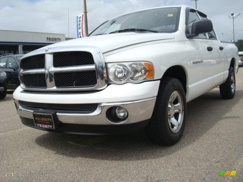 Bright White Dodge Ram 1500