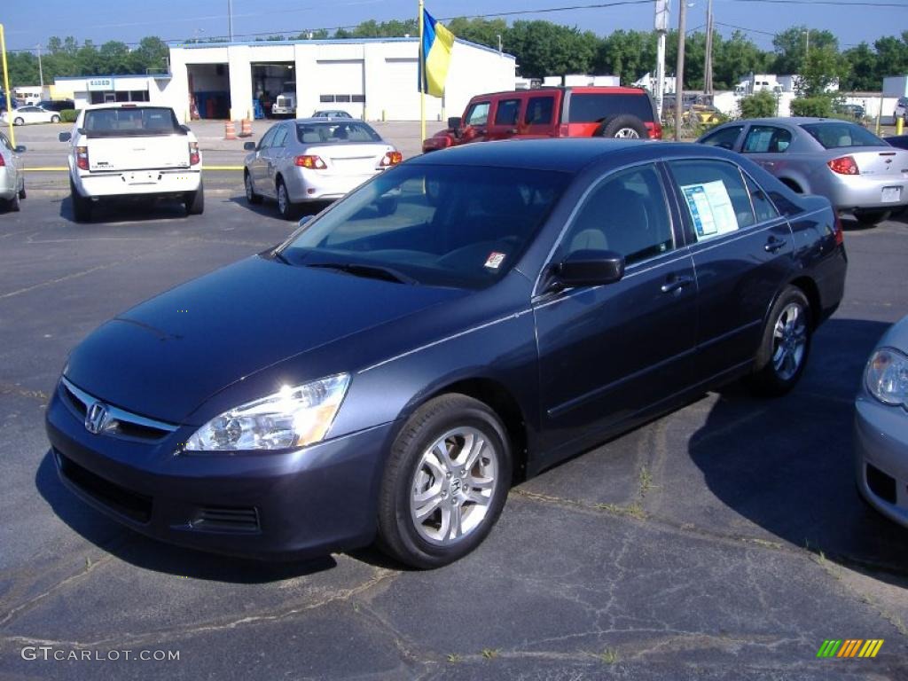 2007 Accord SE Sedan - Royal Blue Pearl / Gray photo #1