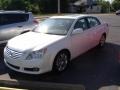 Blizzard White Pearl - Avalon XLS Photo No. 1