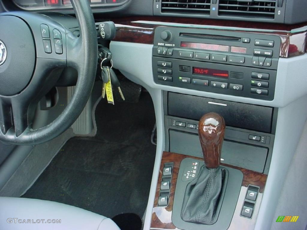 2002 3 Series 325i Convertible - Titanium Silver Metallic / Grey photo #20