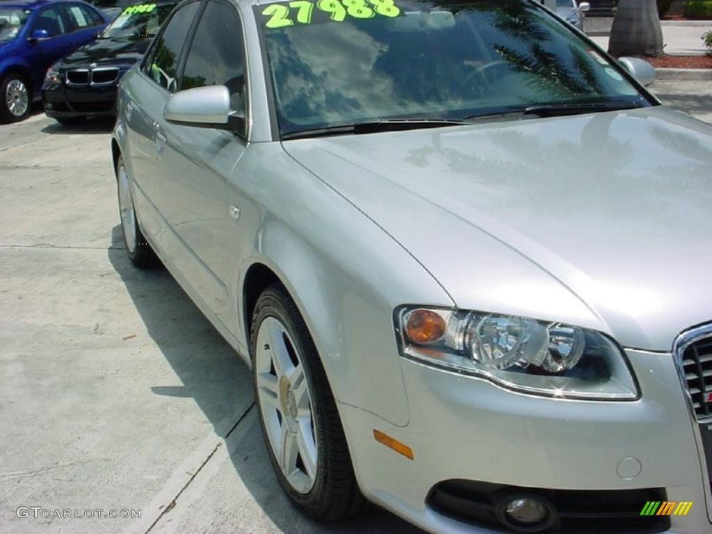 2008 A4 2.0T Sedan - Light Silver Metallic / Black photo #2