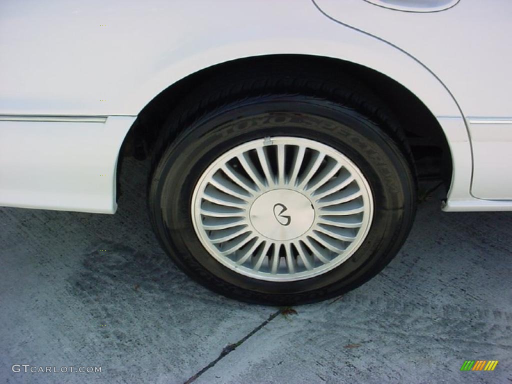 1996 I 30 - Arctic White Pearl / Black photo #3