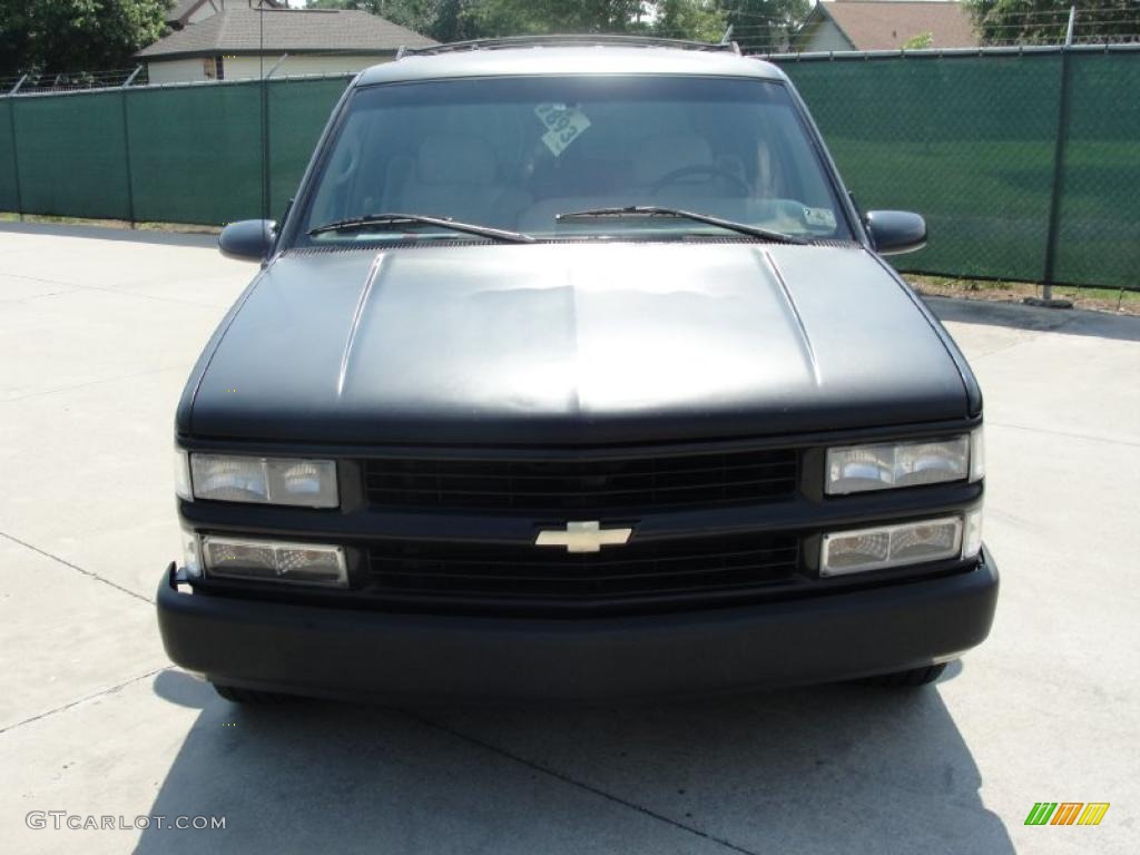 1995 Tahoe LS - Onyx Black / Tan photo #8