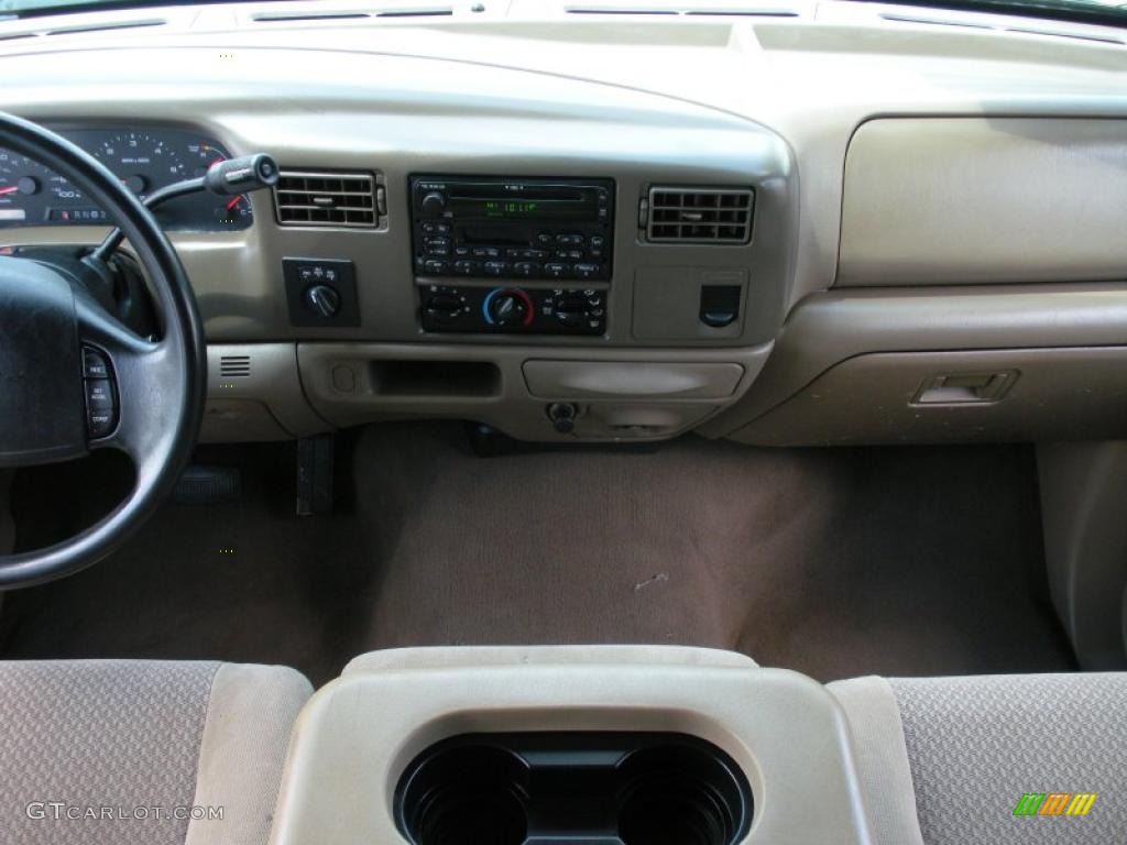 2003 F250 Super Duty FX4 Crew Cab 4x4 - Arizona Beige Metallic / Medium Parchment Beige photo #19