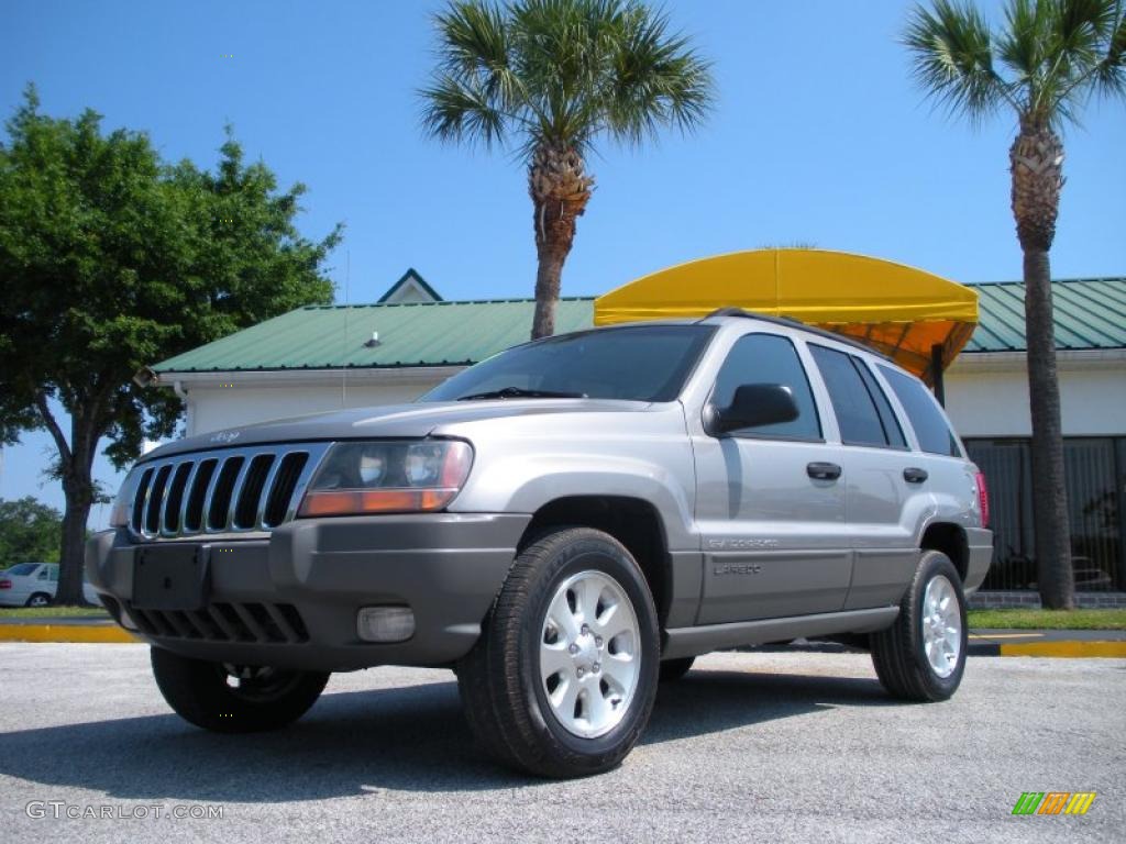 2001 Grand Cherokee Laredo - Silverstone Metallic / Taupe photo #1